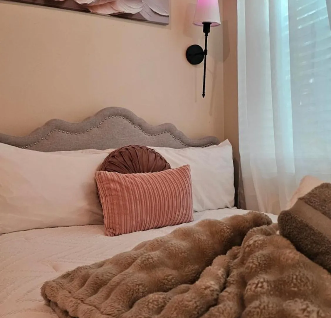 Vakantiehuis Elegant 3Br Home Family & Business Friendly Near Downtown With Free Parking, Wfh, & Wi-Fi Charlotte Verenigde Staten