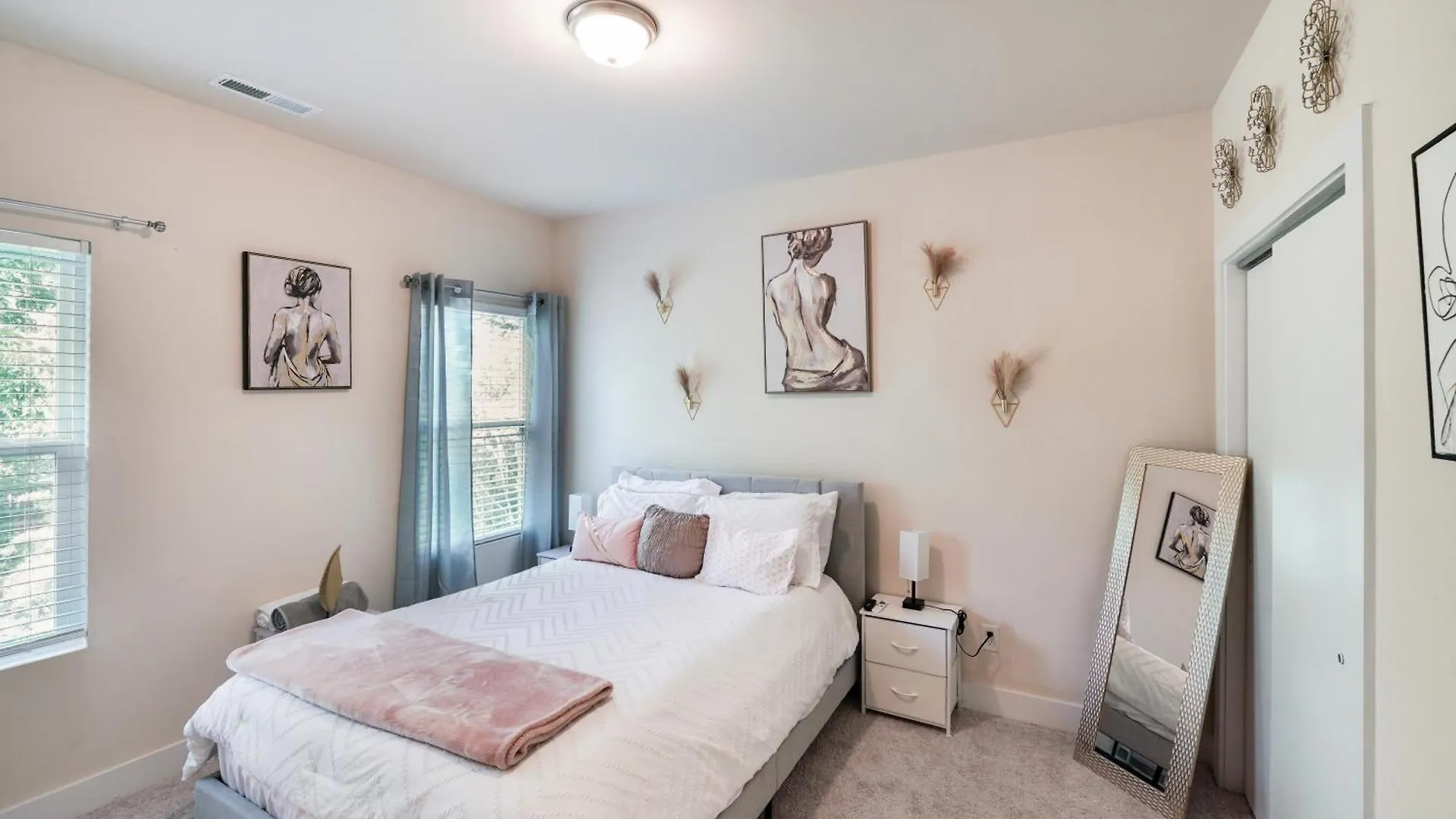 Vakantiehuis Elegant 3Br Home Family & Business Friendly Near Downtown With Free Parking, Wfh, & Wi-Fi Charlotte