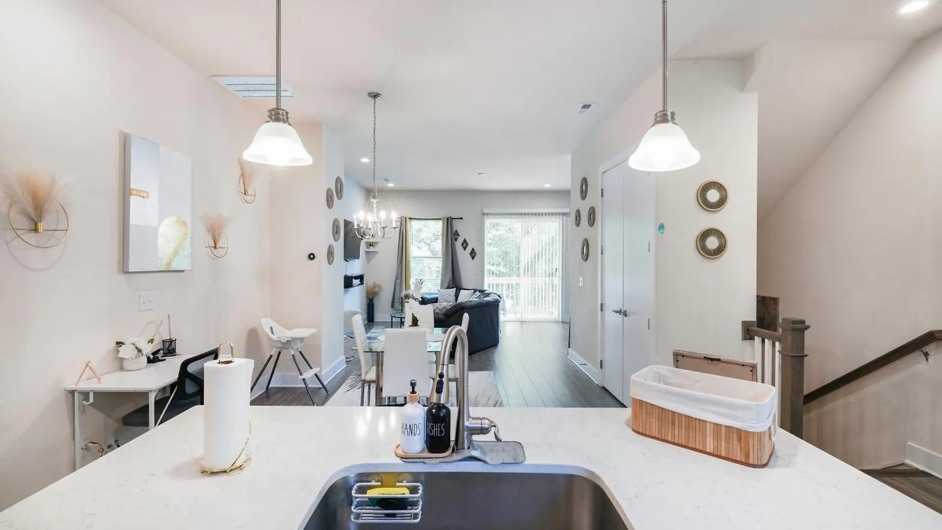 Vakantiehuis Elegant 3Br Home Family & Business Friendly Near Downtown With Free Parking, Wfh, & Wi-Fi Charlotte Verenigde Staten