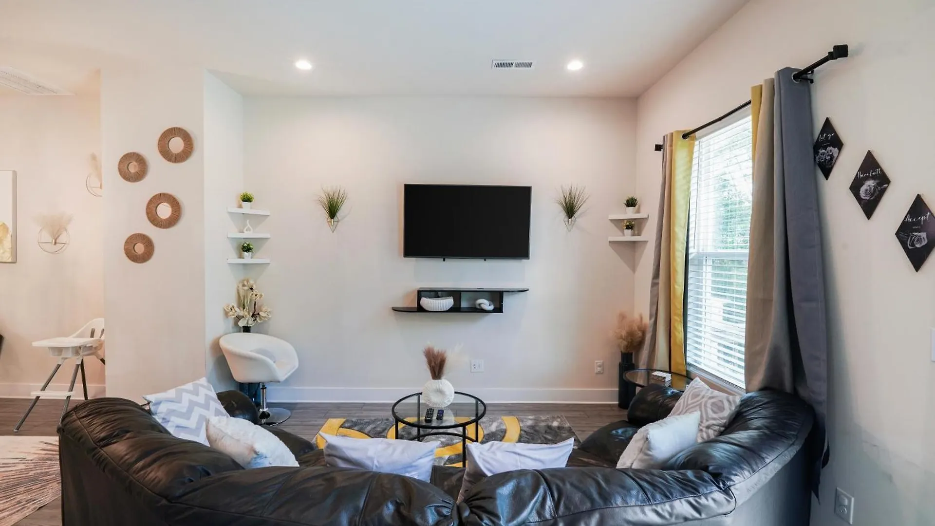 Elegant 3Br Home Family & Business Friendly Near Downtown With Free Parking, Wfh, & Wi-Fi Charlotte
