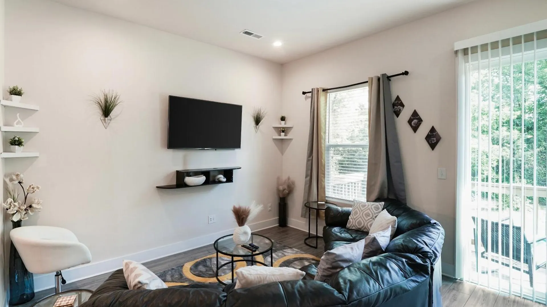 Elegant 3Br Home Family & Business Friendly Near Downtown With Free Parking, Wfh, & Wi-Fi Charlotte Verenigde Staten